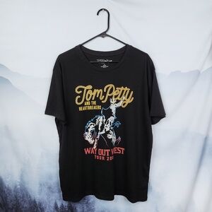 Tom Petty Way Out West Tour Retro Band Tee Large NWT Time And Tru